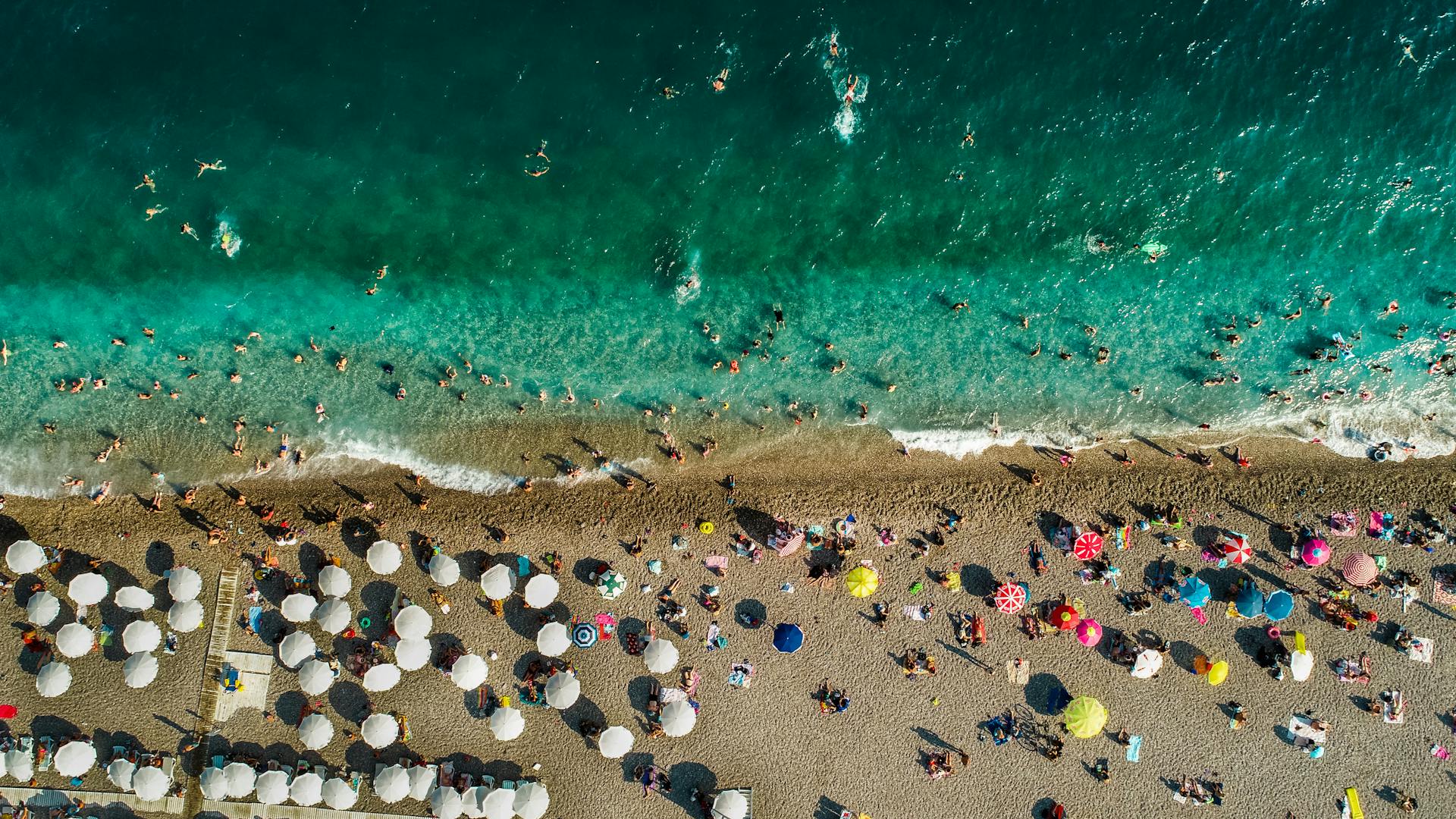 Her Şey Dahil Tatil Sistemi: Avantajlar ve Dezavantajlar